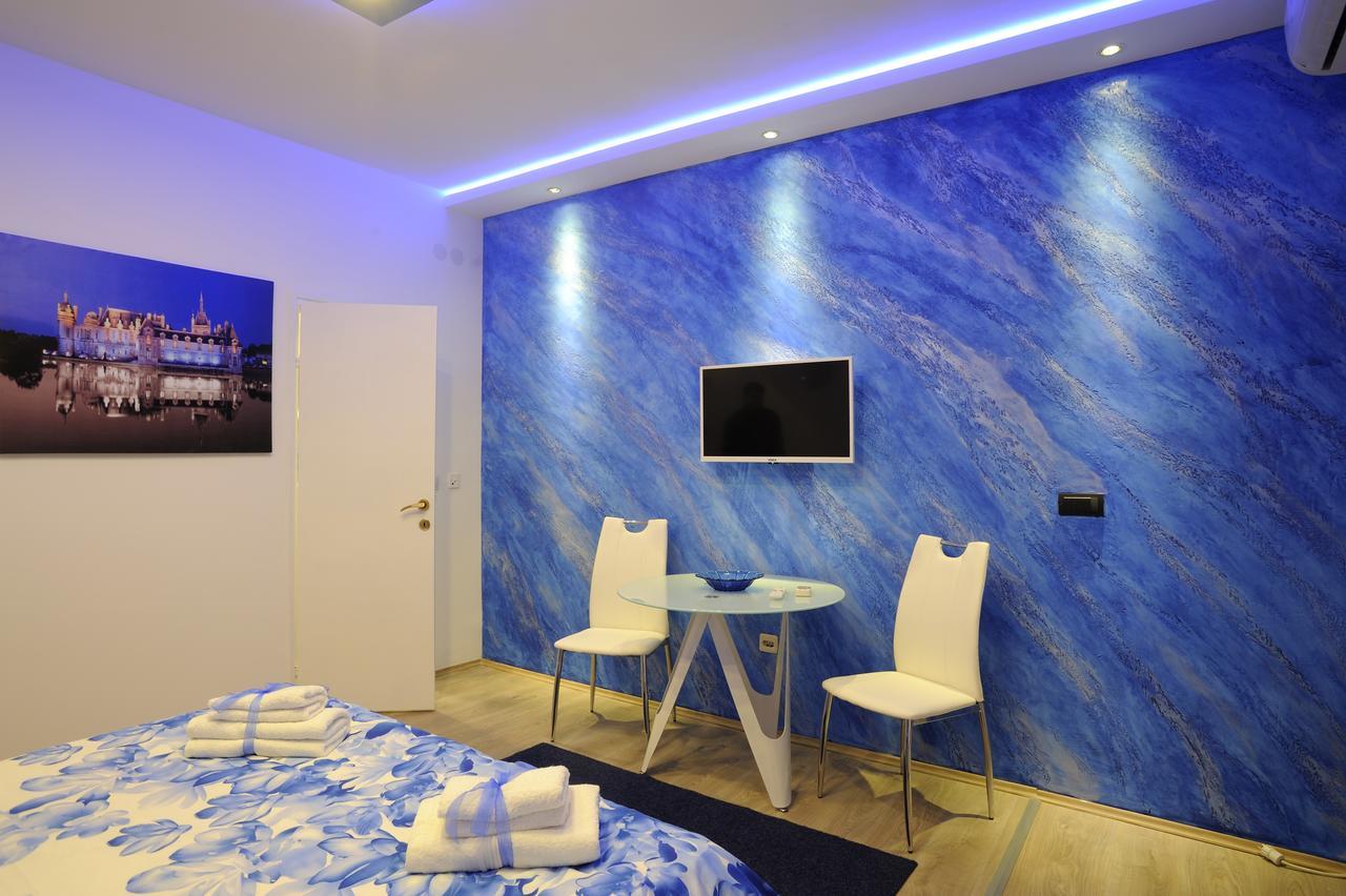 Apartment Rinaldi Lux Belgrade Luaran gambar