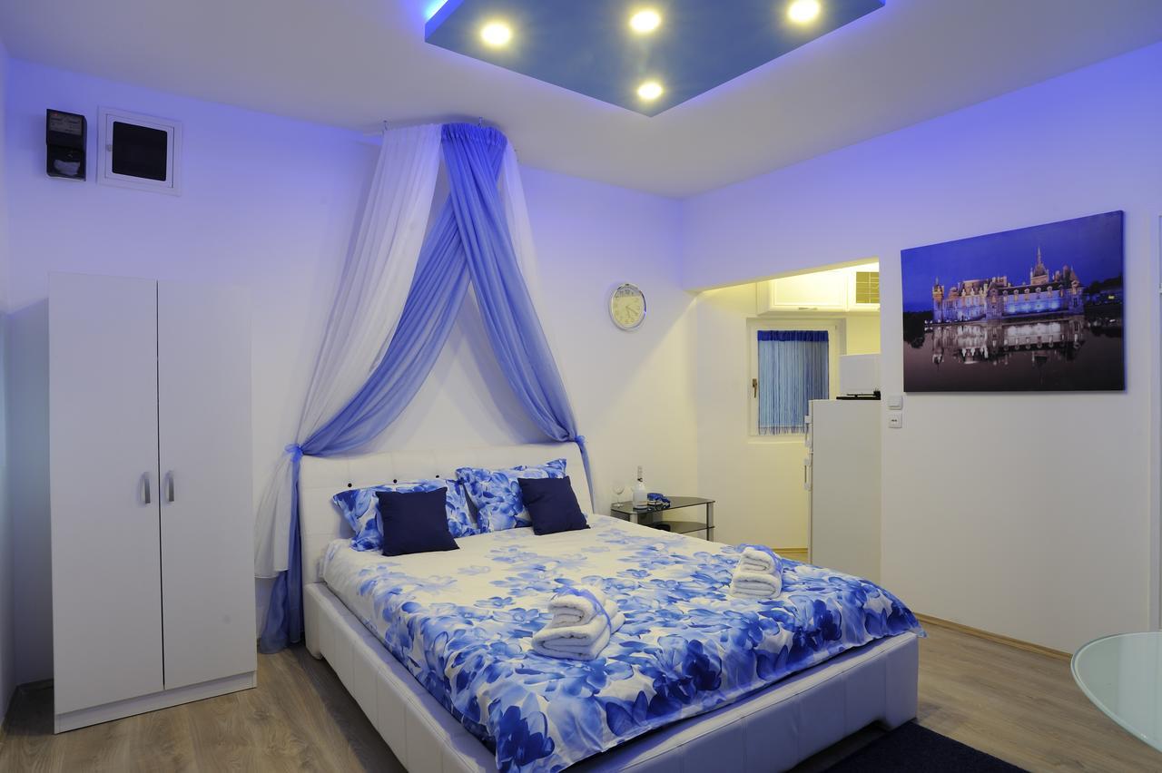 Apartment Rinaldi Lux Belgrade Luaran gambar