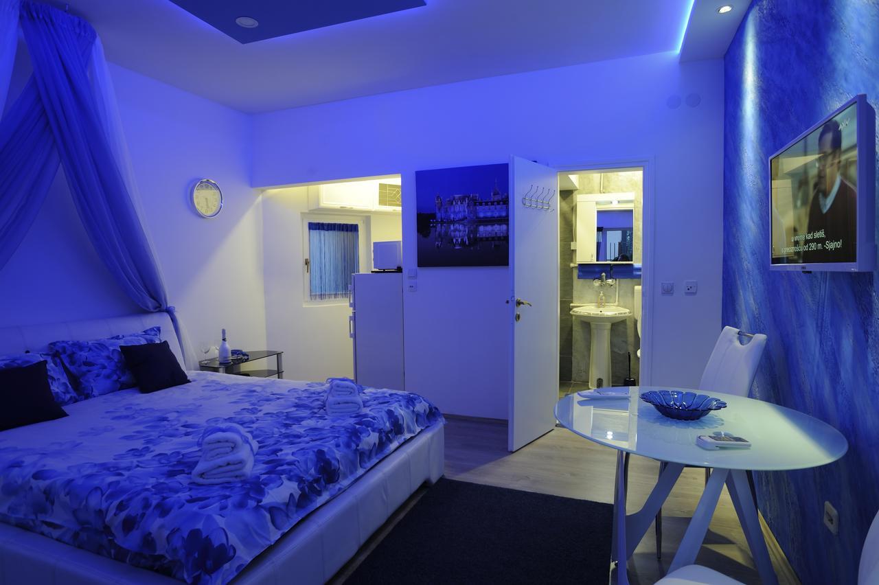 Apartment Rinaldi Lux Belgrade Luaran gambar