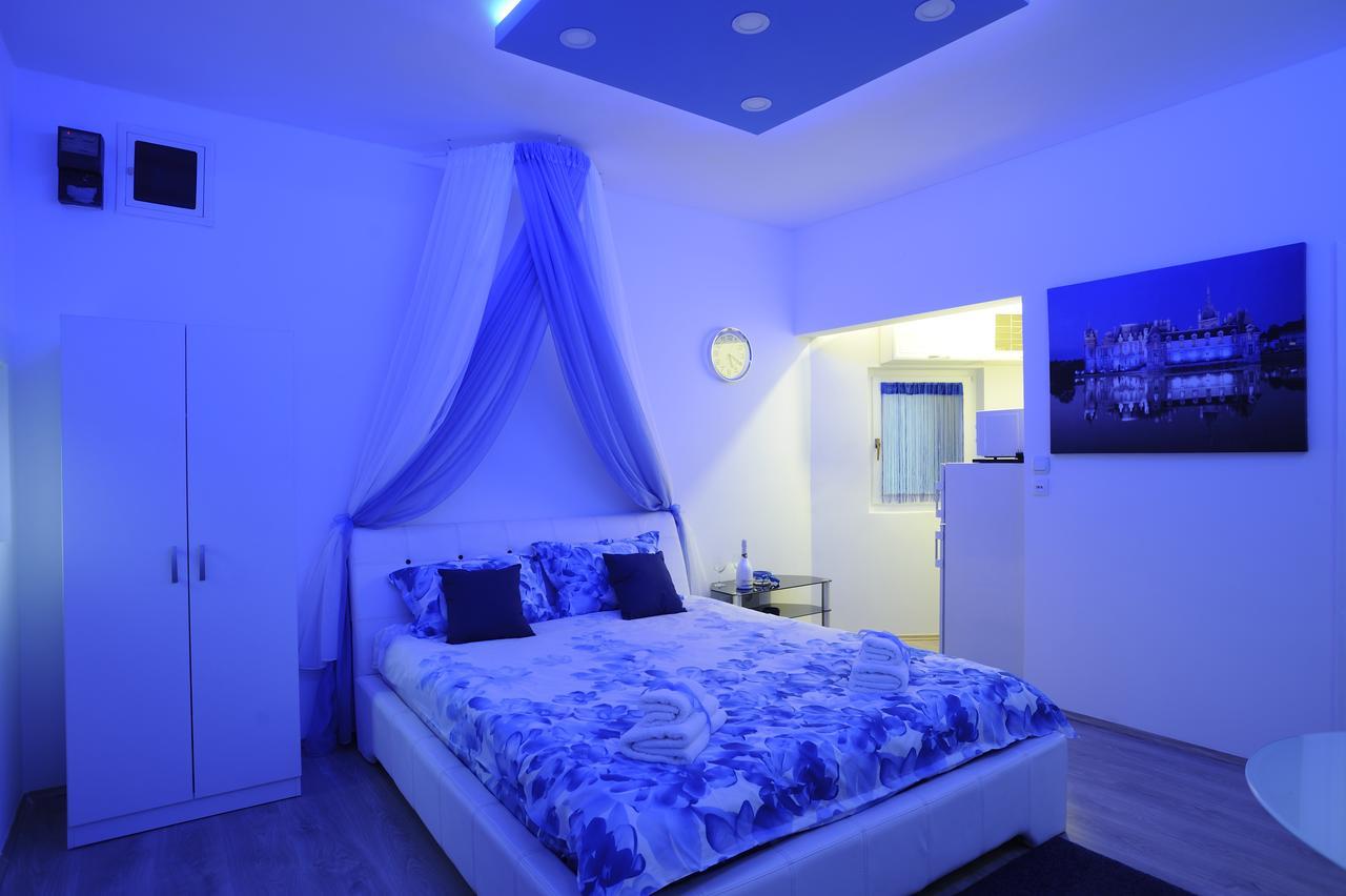 Apartment Rinaldi Lux Belgrade Luaran gambar